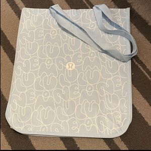 Limited Edition Lululemon baby blue bubble Graphic Large Tote
